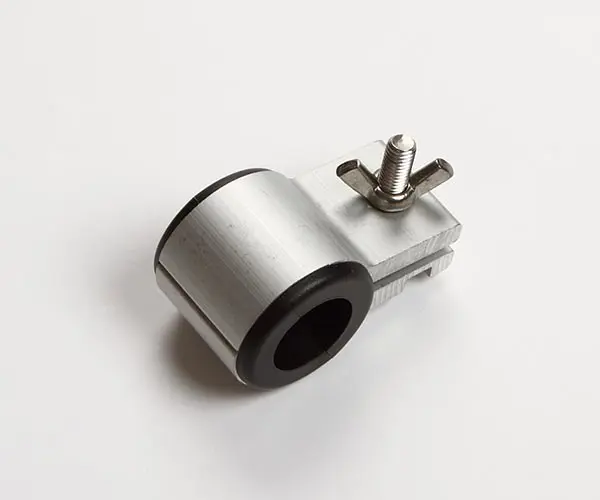 NOA fæste 25mm inkl bolt + vingemøtrik